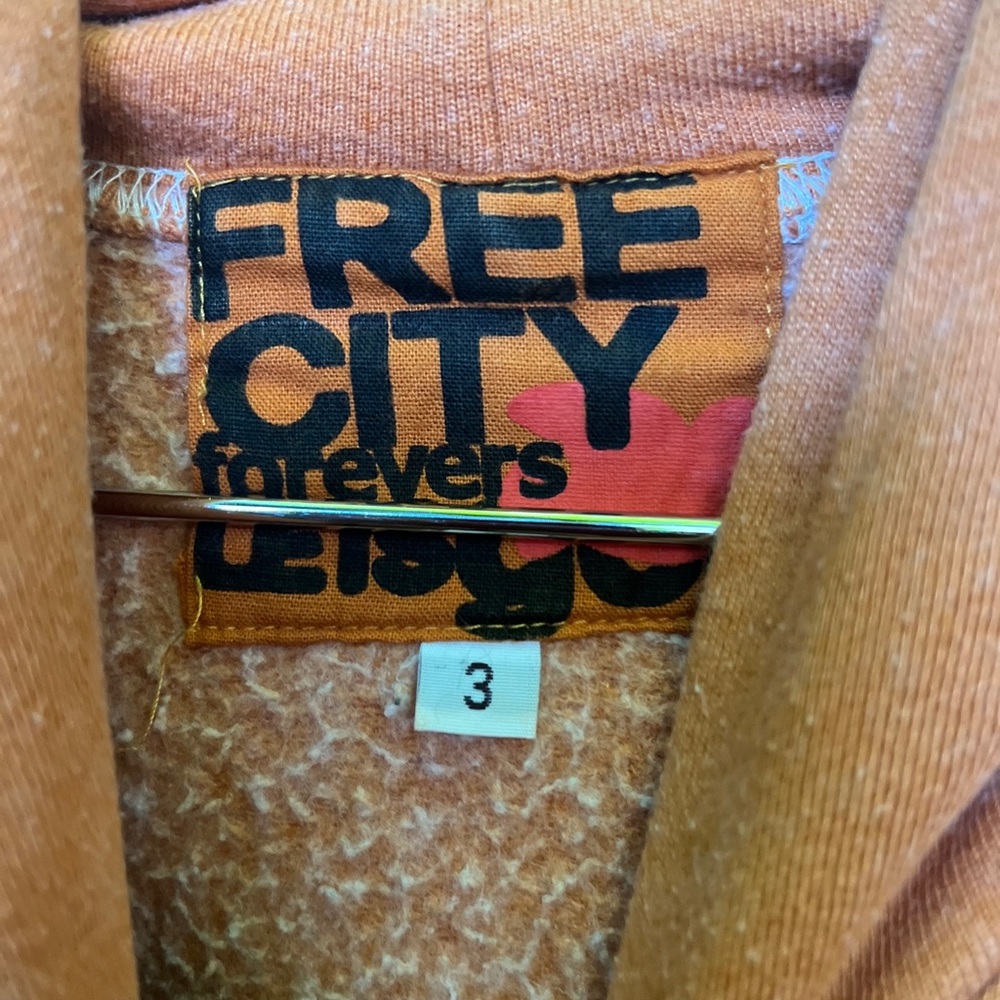 Free city Orange Zip-Up Hoodie with Bird Graphic - Picture 4 of 6